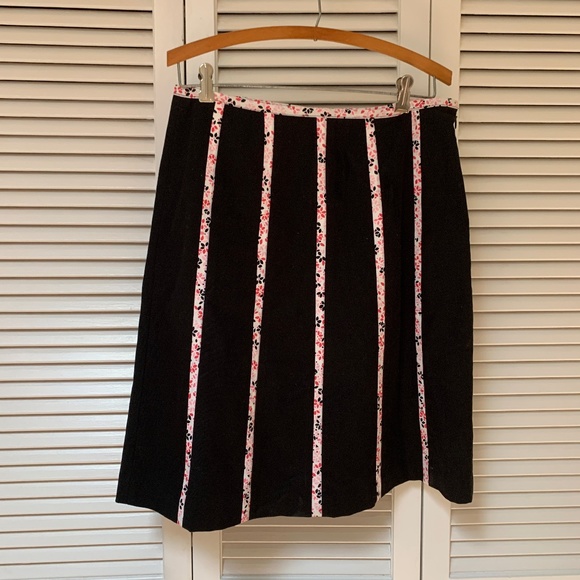 Talbots Skirt Cotton Black with Floral Pink Vertical Stripes Size 10 - Picture 3 of 6